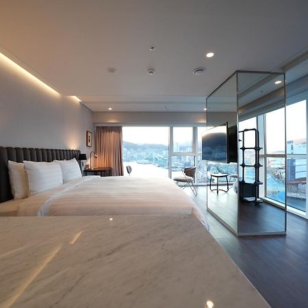 Lavalse Hotel Busan Exterior photo